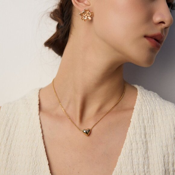 🌸 Artisan Original 3D Sculptural Flower Stud Earrings | S925 Gold - Picture 2 of 8